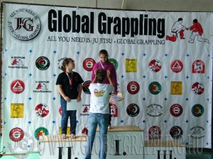 Gi Grappling Gyermek2 Leány 40+ dobogója
