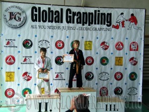 Gi Grappling Gyermek1 Fiú 35 kg. dobogója