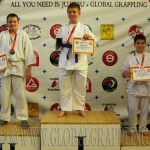 A Gi Grappling Gyermek 2 Fiú 55+ kg dobogója