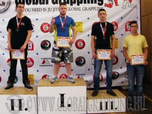 A Combat Grappling Junior Fiú 87 kg dobogója