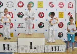 Gi Grappling Manó Fiú 24 kg. dobogója