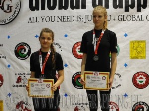 A NoGi Grappling Felnőtt Női 50 kg. kategória dobogója