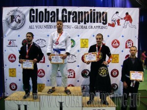 A Gi Grappling Felnőtt Férfi 65 kg. kategória dobogója