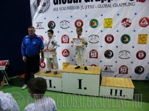 A Gi Grappling Manó Fiú 24 kg. kategória dobogója