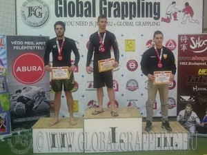 A Kesztyűs Küzdelem Junior Fiú 75 kg kategória dobogója