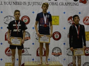 A NoGi Grappling Ifjúsági 2 Fiú 50 kg kategória dobogója