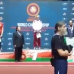 Szmolka Nikoletta a dobogó első fokán